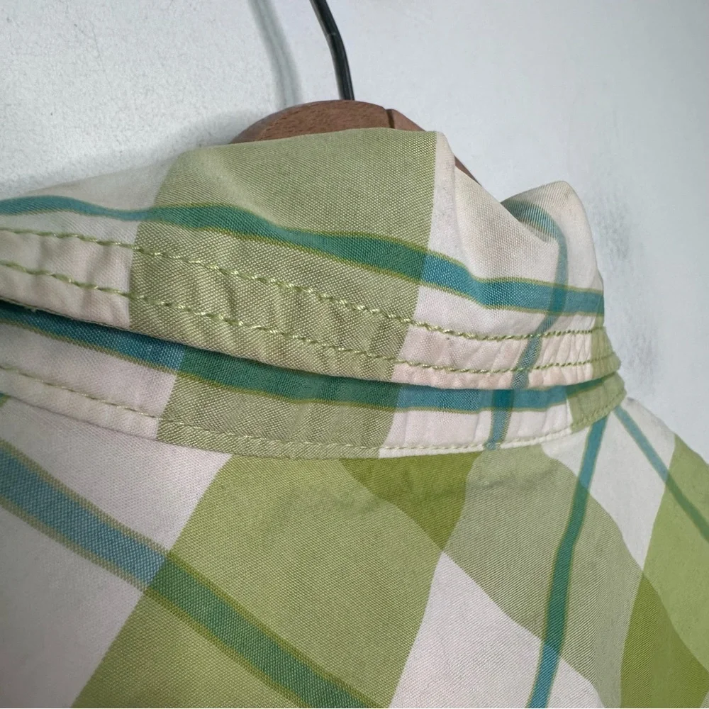 Hollister Men’s Green and White Plaid Snap Button Down Shirt Size Large